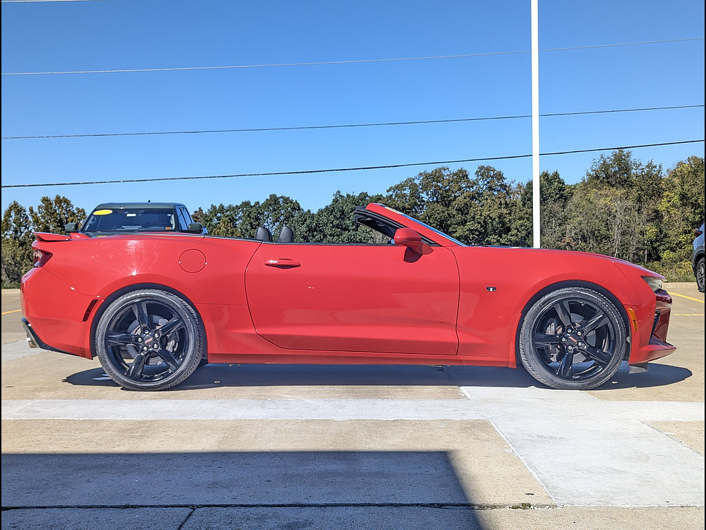 Used 2016 Chevrolet Camaro SS RWD image 6