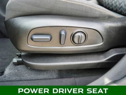 Used 2024 Chevrolet Equinox LT image 13