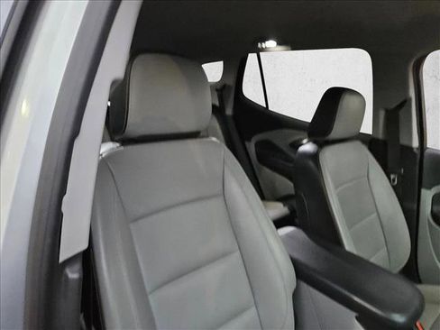 Used 2019 GMC Terrain SLT image 20