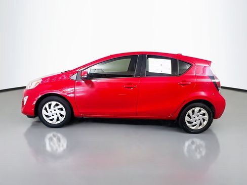 Used 2015 Toyota Prius C One FWD image 9