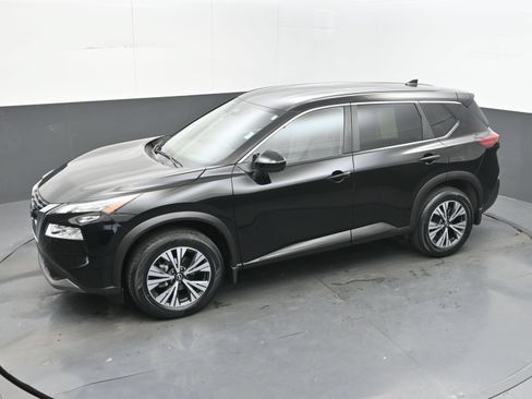 Used 2023 Nissan Rogue SV FWD image 26