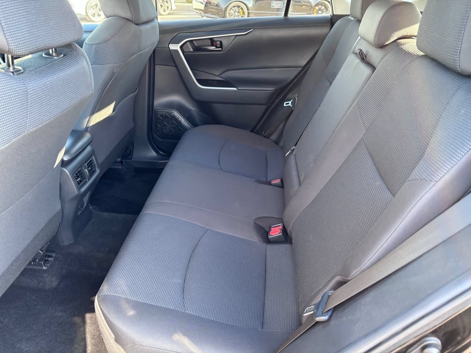 Used 2024 Toyota RAV4 LE FWD image 16