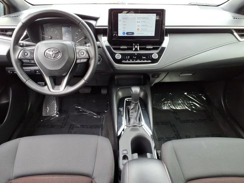 Used 2025 Toyota Corolla SE FWD image 9