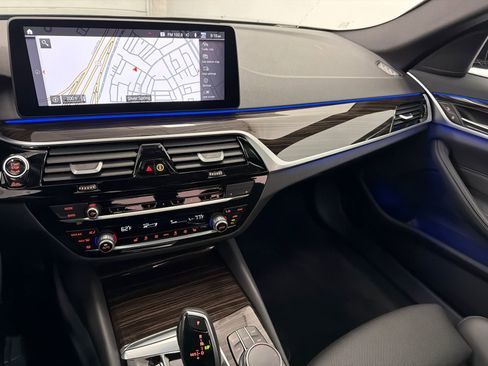 Used 2023 BMW 530i xDrive w/ Convenience Package image 24