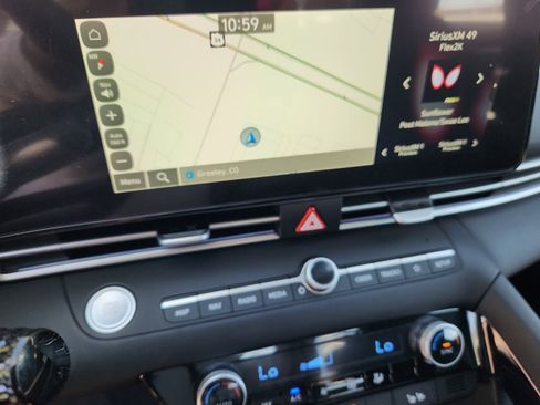 New 2026 Hyundai Elantra Limited FWD image 18