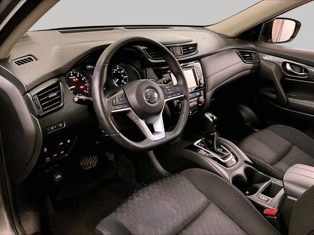 Used 2018 Nissan Rogue SV AWD/4WD image 13