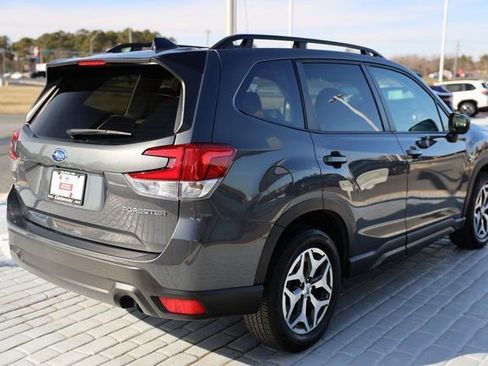 Certified 2024 Subaru Forester Premium image 5