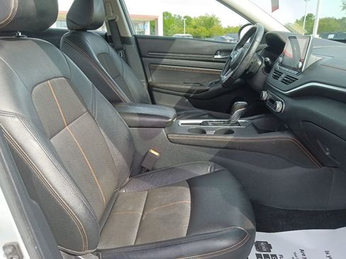 Used 2020 Nissan Altima 2.5 SR FWD image 31