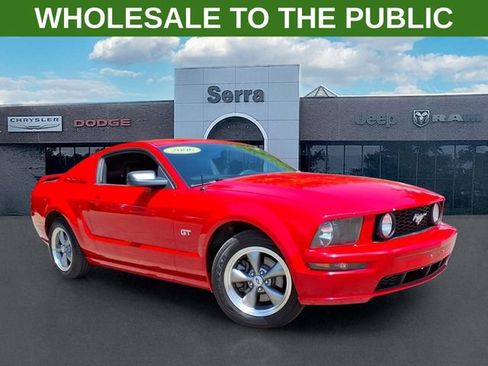Used 2006 Ford Mustang GT Premium RWD image 1