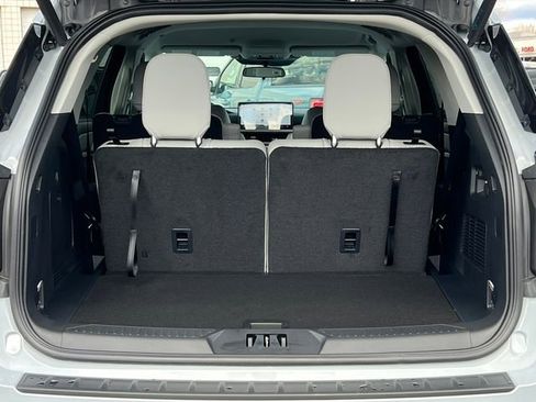 New 2026 Ford Explorer Active image 34