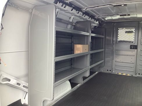 New 2025 Chevrolet Express 2500 Work Van image 18