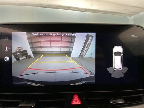 Used 2024 Kia Sportage EX image 17