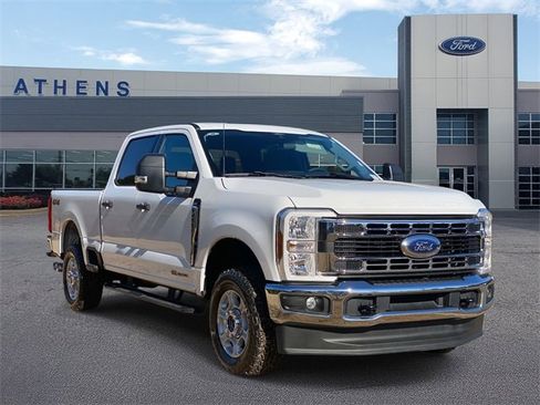 Used 2025 Ford F250 XLT image 1
