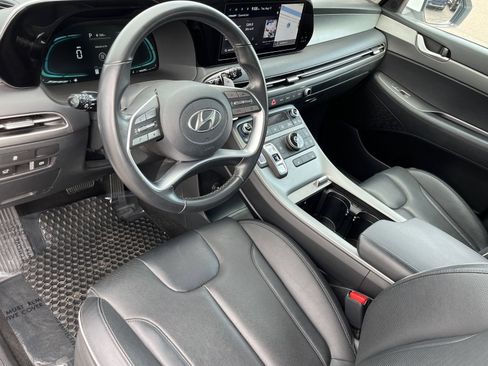 Used 2025 Hyundai Palisade SEL FWD image 16