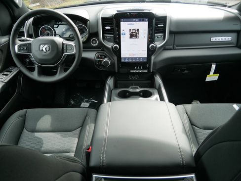 New 2026 RAM 1500 Big Horn AWD/4WD image 11