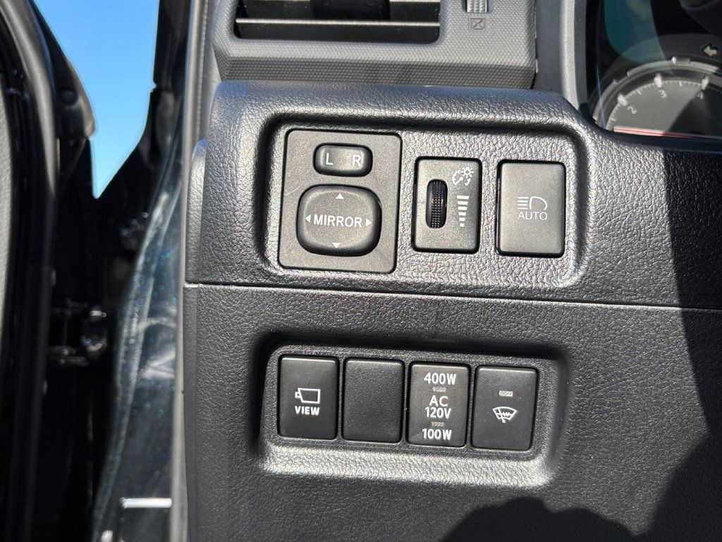 Used 2023 Toyota 4Runner TRD Sport w/ Technology Package AWD/4WD image 31