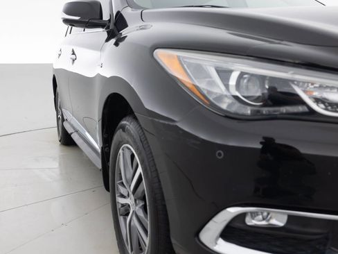 Used 2019 INFINITI QX60 Luxe w/ Essential Package AWD/4WD image 11