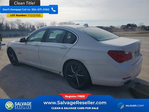 Used 2012 BMW 750i xDrive Sedan 4 Door w/ Driver Assistance Pkg image 3
