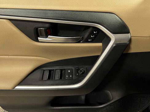 Used 2019 Toyota RAV4 XLE Premium w/ Cold Weather Package image 22