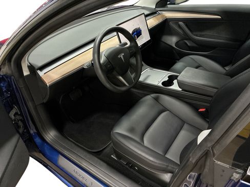 Certified 2023 Tesla Model 3 Long Range AWD/4WD image 9