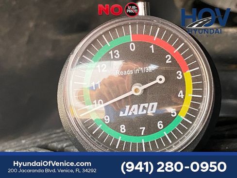 Used 2014 Cadillac SRX Performance w/ LPO, Sports Edition Package FWD image 41
