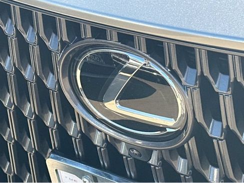 Used 2024 Lexus NX 450h+ AWD w/ Vision Package image 40