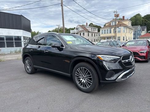 New 2026 Mercedes-Benz GLC 300 4MATIC image 1