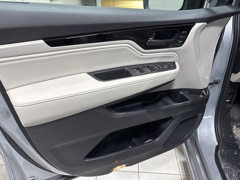 New 2026 Honda Odyssey Touring image 8