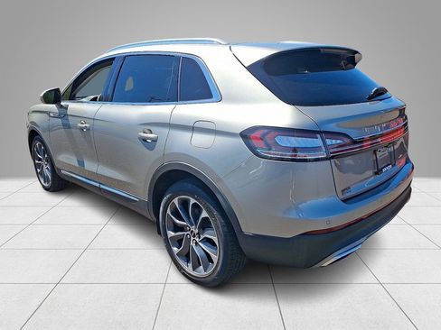 Used 2023 Lincoln Nautilus Reserve FWD image 7