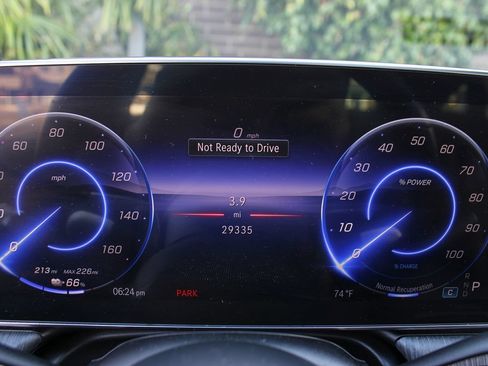 Used 2023 Mercedes-Benz EQS 450+ 4MATIC Sedan image 24