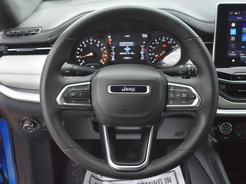 Used 2025 Jeep Compass Limited AWD/4WD image 20