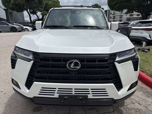 Used 2024 Lexus GX 550 w/ Accessory Package (Z1) AWD/4WD image 8