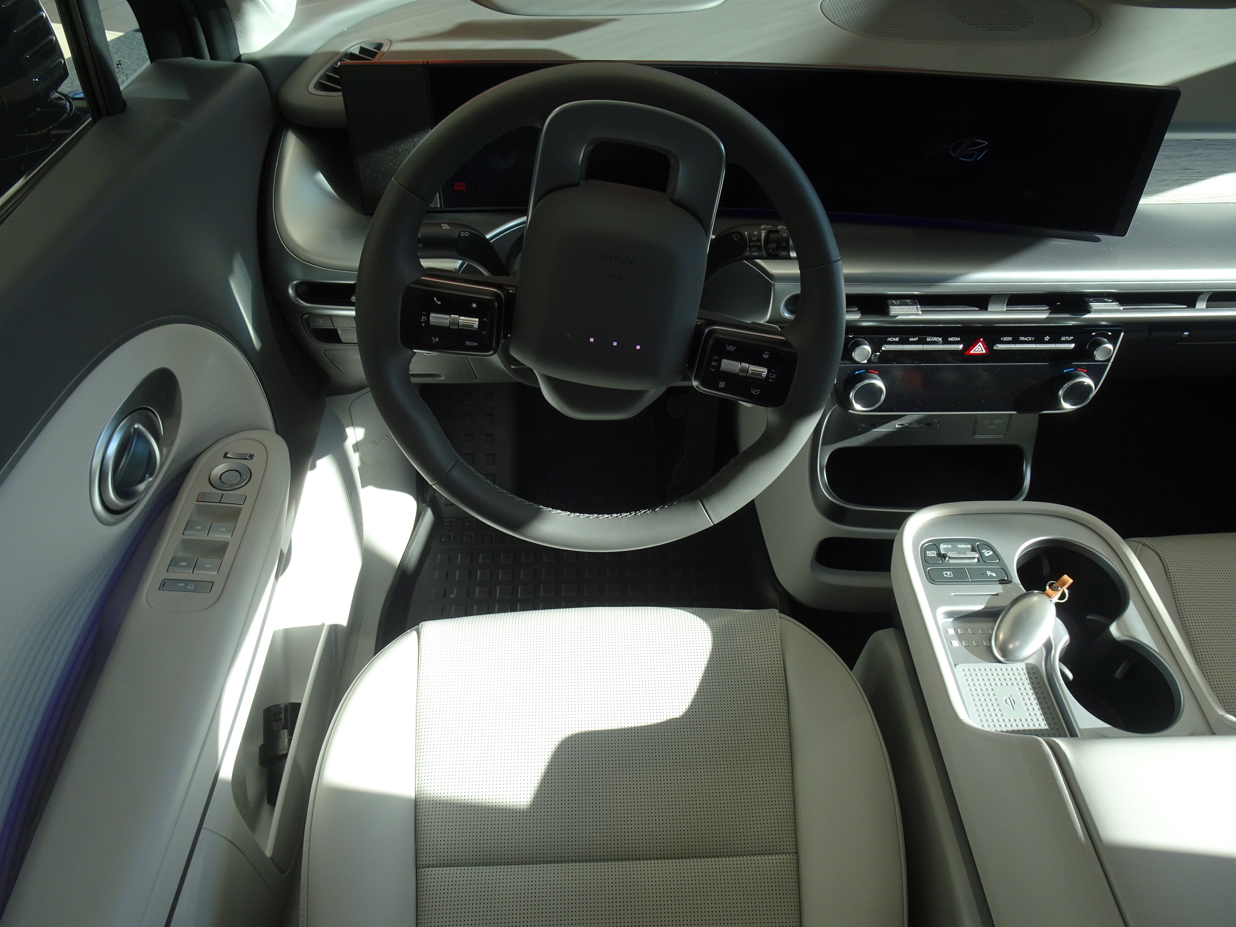 New 2026 Hyundai Ioniq 9 SEL AWD/4WD image 9