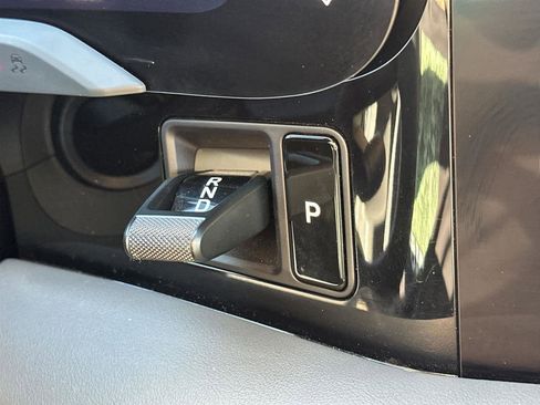 Used 2023 Porsche Taycan 4S image 18