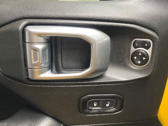 Used 2020 Jeep Wrangler Unlimited Rubicon AWD/4WD image 24