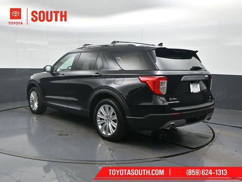 Used 2020 Ford Explorer Limited w/ Class III Trailer Tow Package image 8