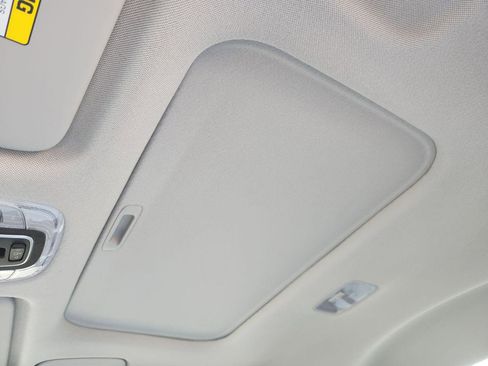 New 2026 Hyundai Elantra Limited image 26