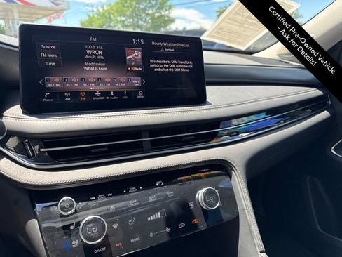 Certified 2023 INFINITI QX60 Luxe w/ Vision Package AWD/4WD image 11