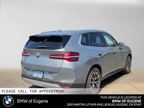 Used 2025 BMW X3 xDrive30i w/ Convenience Package AWD/4WD image 3