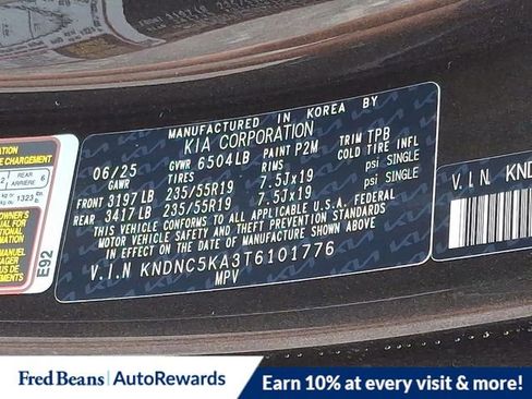 New 2026 Kia Carnival EX image 18