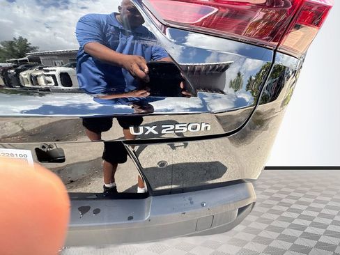 Used 2024 Lexus UX 250h FWD w/ Premium Package image 39