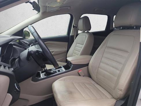 Used 2017 Ford Escape SE w/ SE Leather Comfort Package FWD image 21