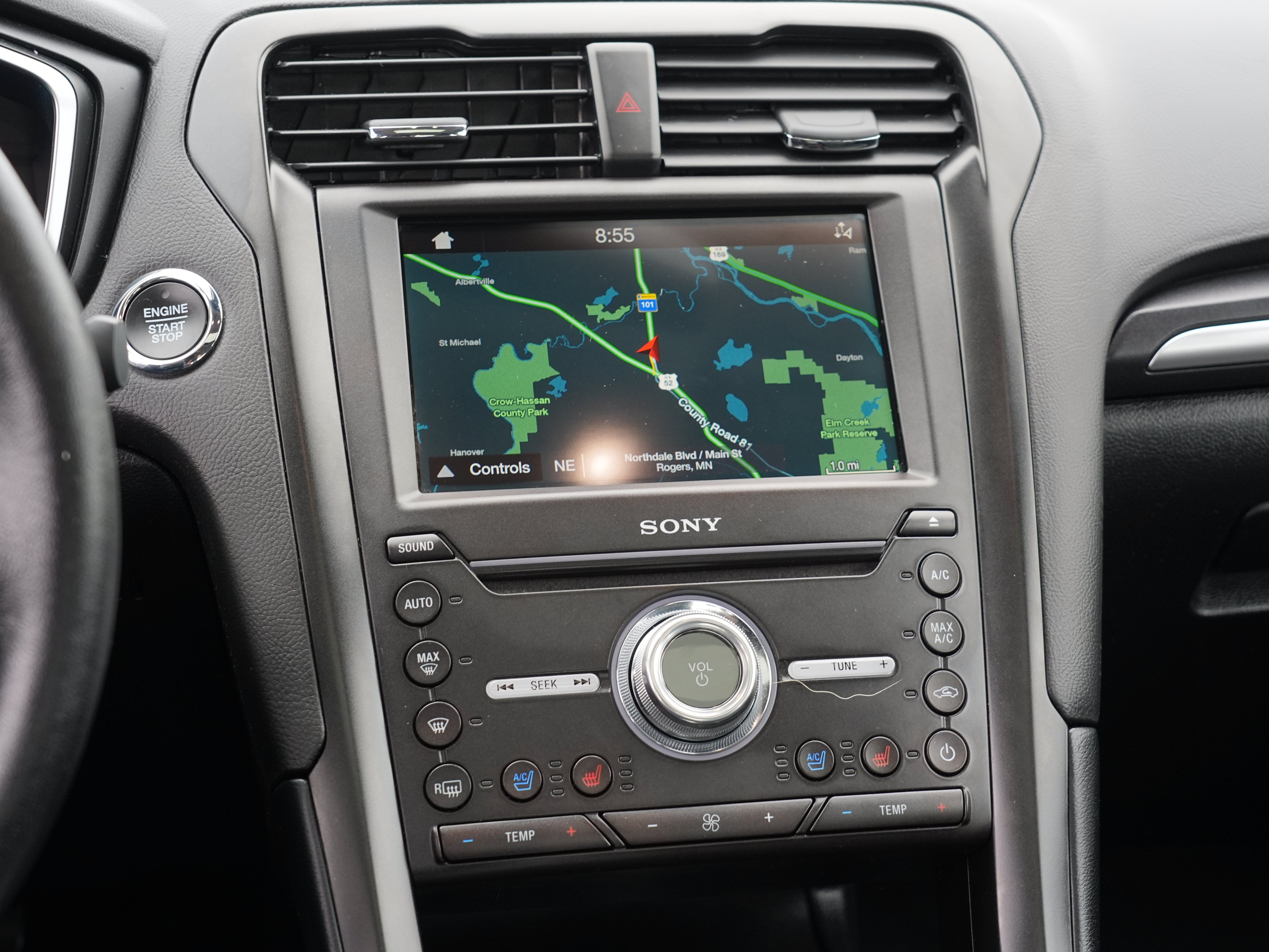 Used 2019 Ford Fusion Titanium FWD image 23