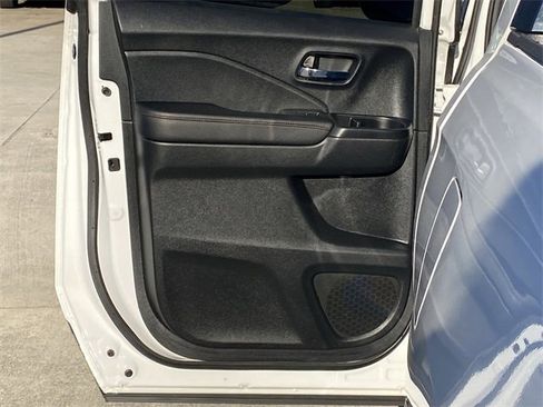 Used 2023 Honda Ridgeline Black Edition image 38