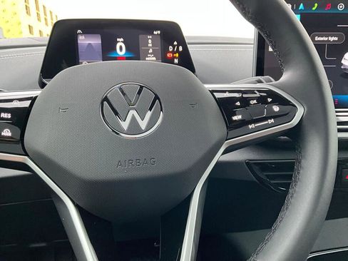 New 2026 Volkswagen ID.4 Pro S image 22