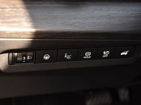 Used 2023 Nissan Ariya image 13