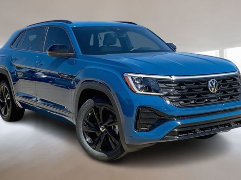 New 2026 Volkswagen Atlas Cross Sport SEL R-Line AWD/4WD image 2
