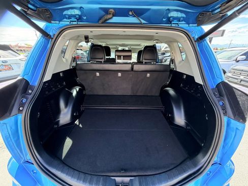 Used 2018 Toyota RAV4 Limited AWD/4WD image 17