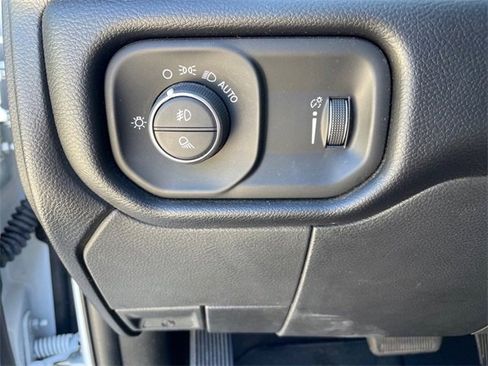 Used 2024 RAM 2500 Big Horn image 13