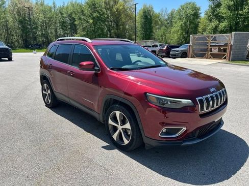 Used 2019 Jeep Cherokee Limited image 5